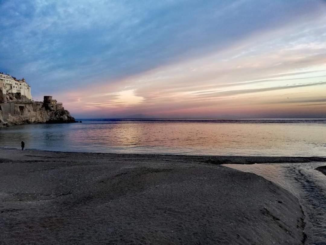 Bluoltremare Apartment Amalfi Luaran gambar